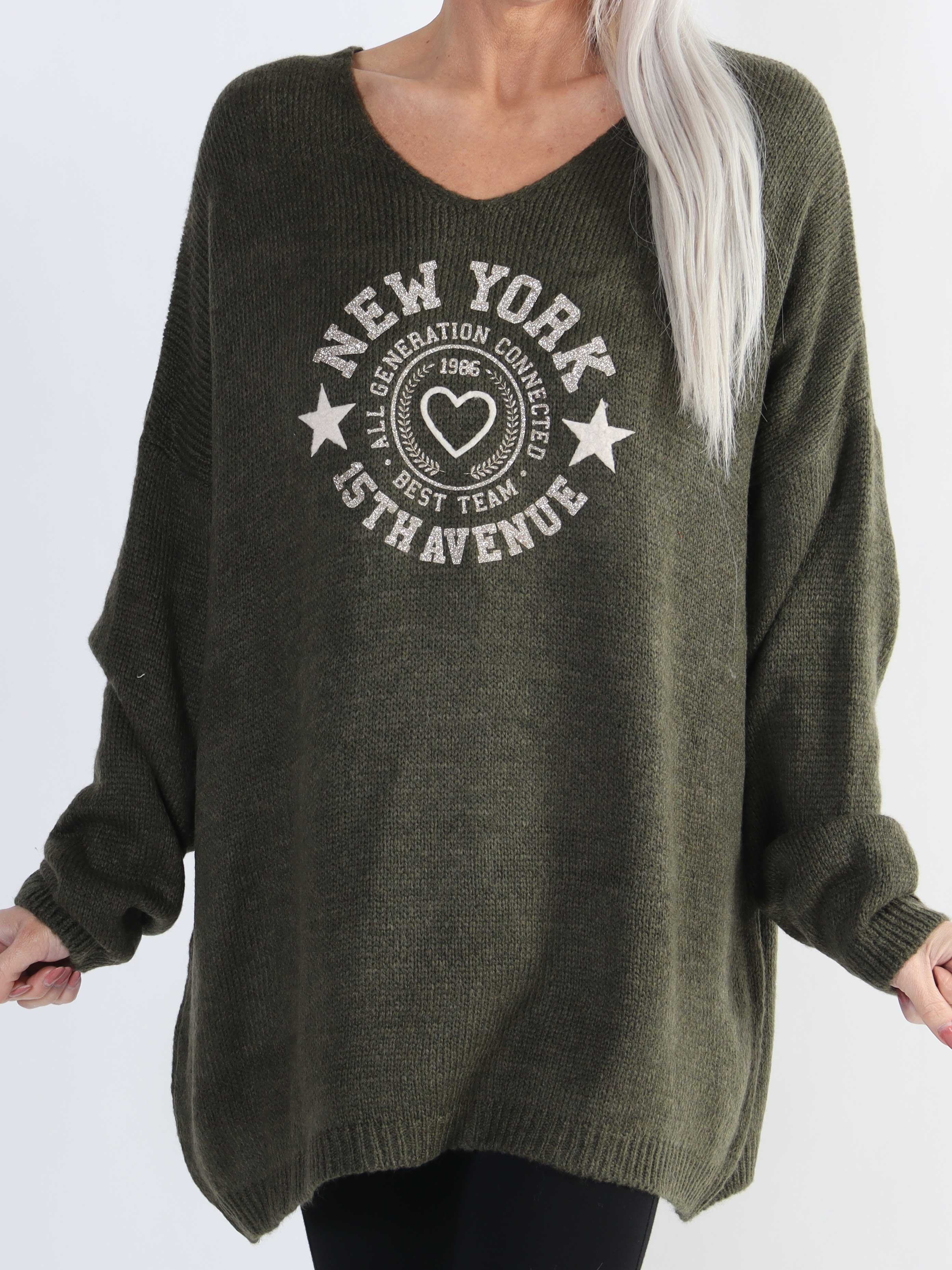 Achilla - Plus size strikbluse med guld print foran